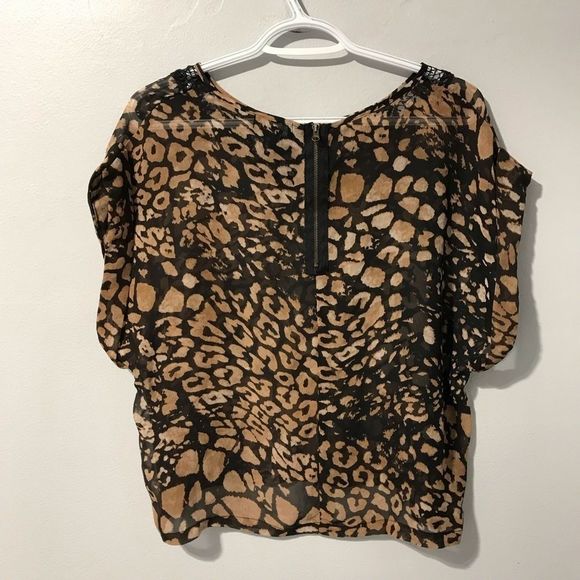 Jules + James Leopard Print Round-neck Blouse M - Picture 2 of 4